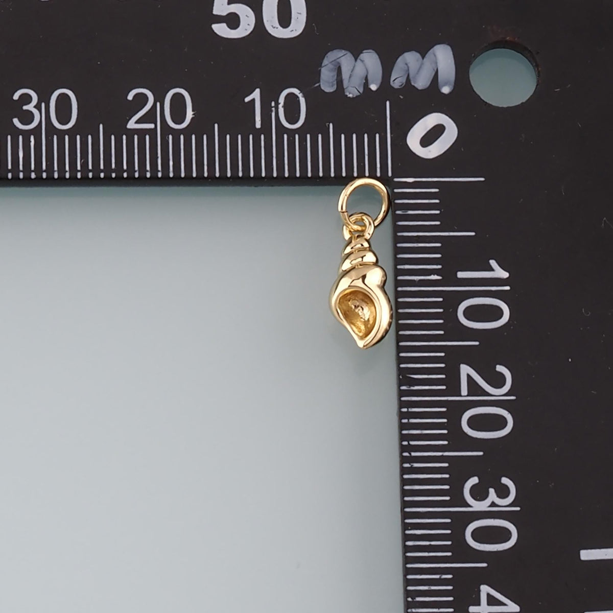 Gold Conch Charms,18K Gold Filled Shell Pendant,Conch Shell Charm Bracelet Necklace for DIY Jewelry Making Supply