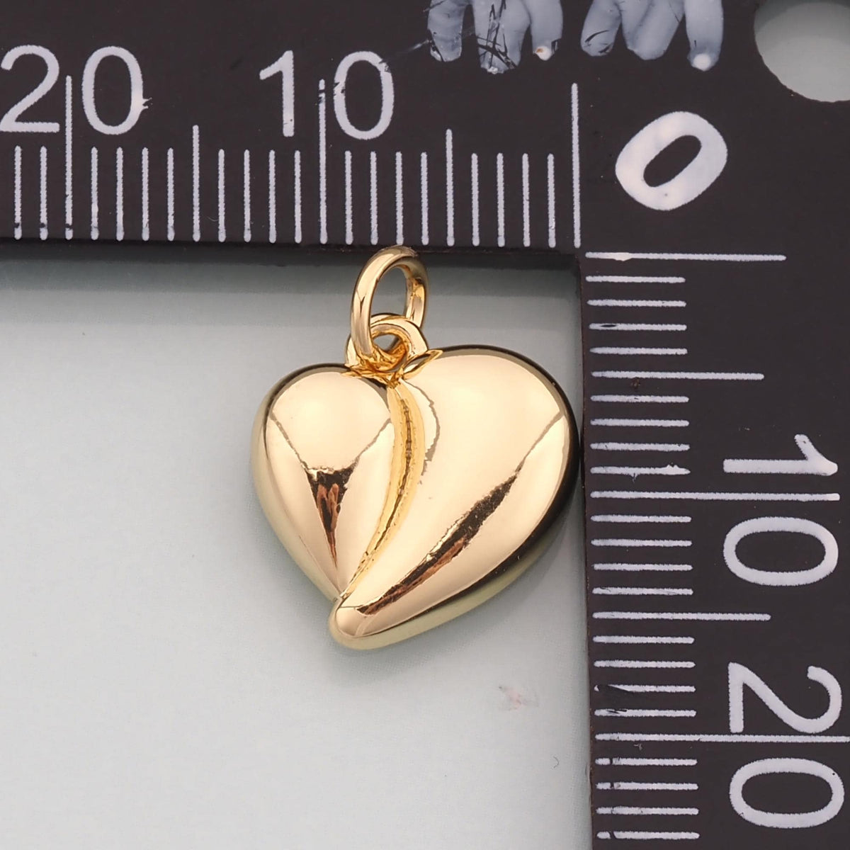 Gold Heart Charms,18K Gold Filled Heart Pendant,Dainty Heart Charm Bracelet Necklace for DIY Jewelry Making Supply