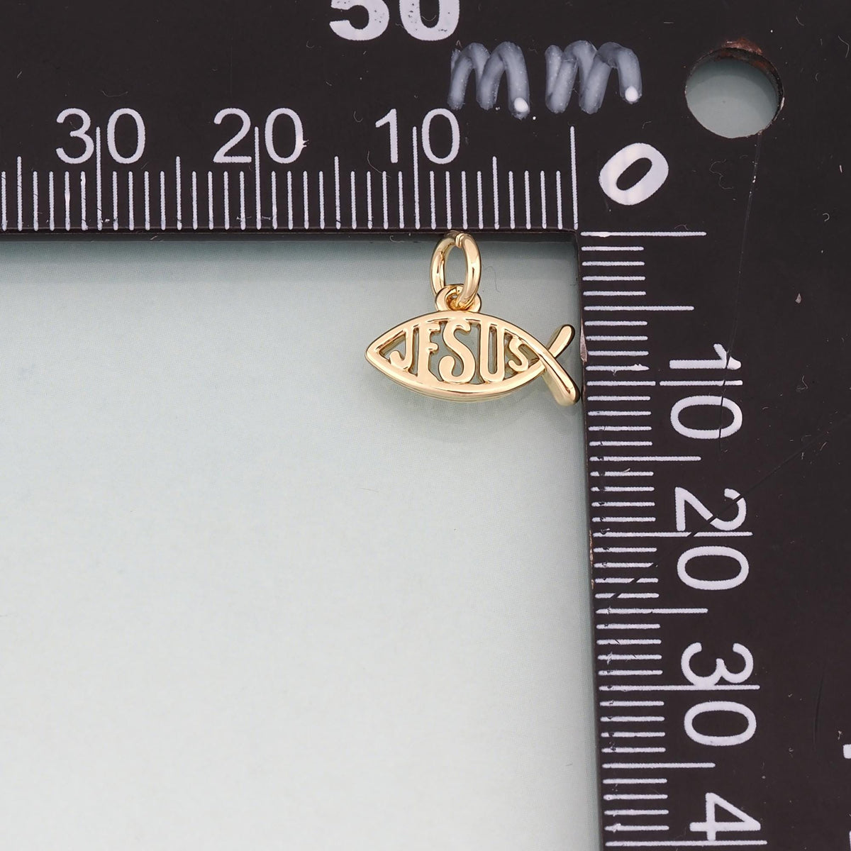 18K Gold Filled Fish Charm Pendant for Jewelry Making