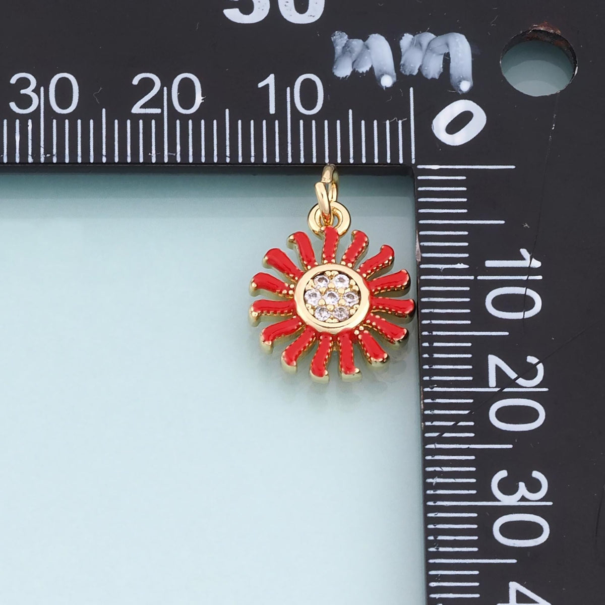 18K Gold Filled Enamel Daisy Pendant,Flower Charm Bracelet Necklace for DIY Jewelry Making Supply