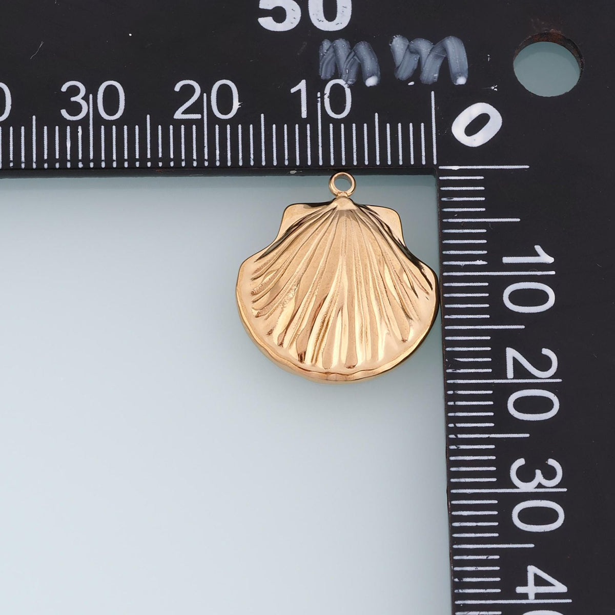Scallop Pendant,14K Gold Minimalist Charm DIY Charm for Necklace Bracelet Making