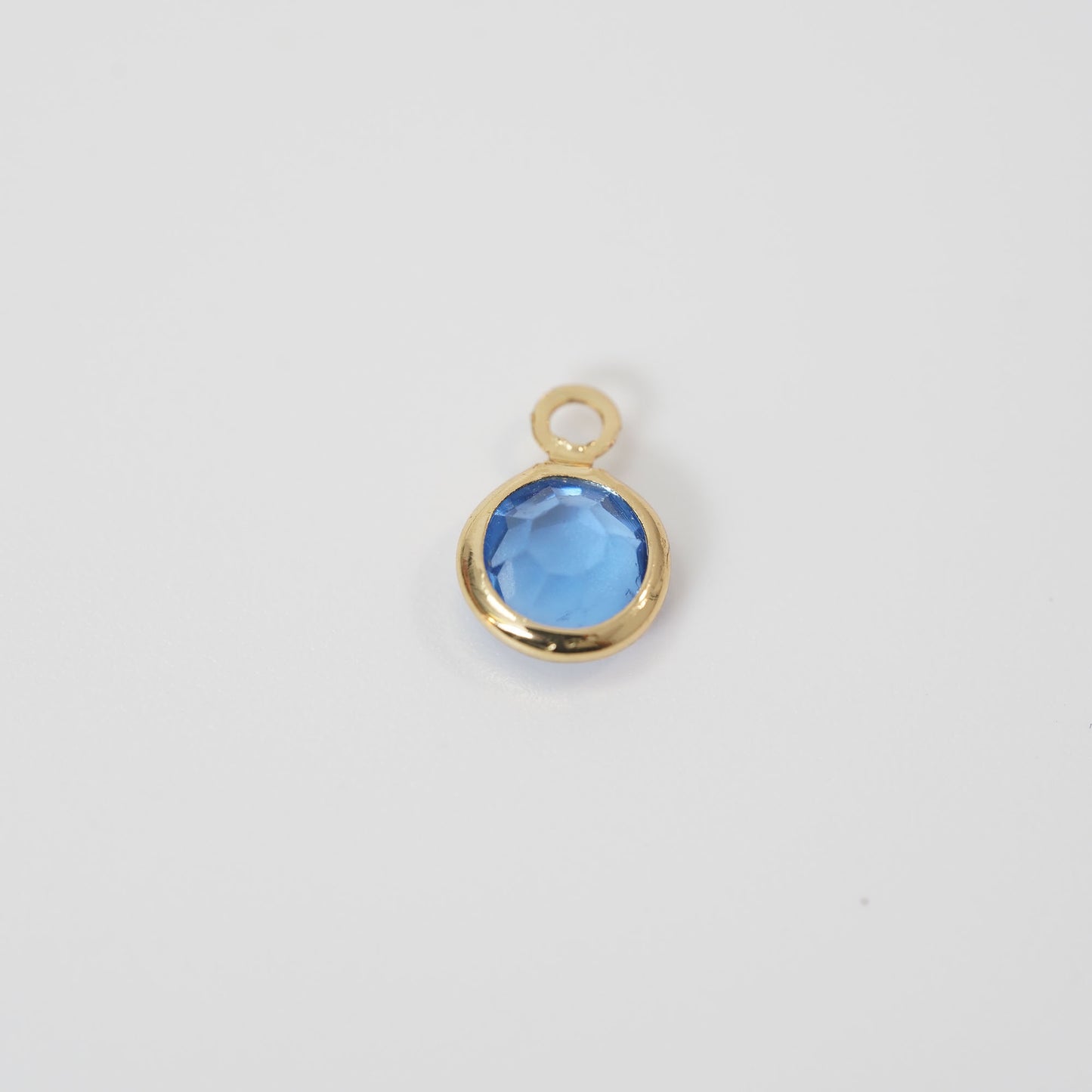 Gold Round Charms,18K Gold Filled Round crystal Pendant,Round Charm Bracelet Necklace for DIY Jewelry Making Supply