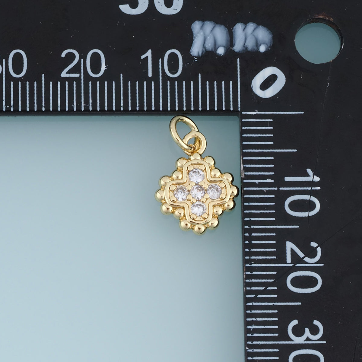 18K Gold Filled Four Leaf Flower Charm,Crystal Floral Pendant Vintage Flower Charm for Bracelet Necklace DIY Jewelry Making Supply