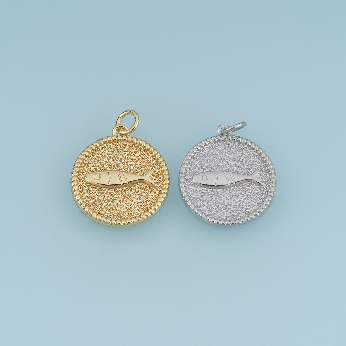 18K Gold Filled Fish Charm,Round Fish Pendant Ocean Charm Textured Disc Pendant for Bracelet Necklace DIY Jewelry Making Supply