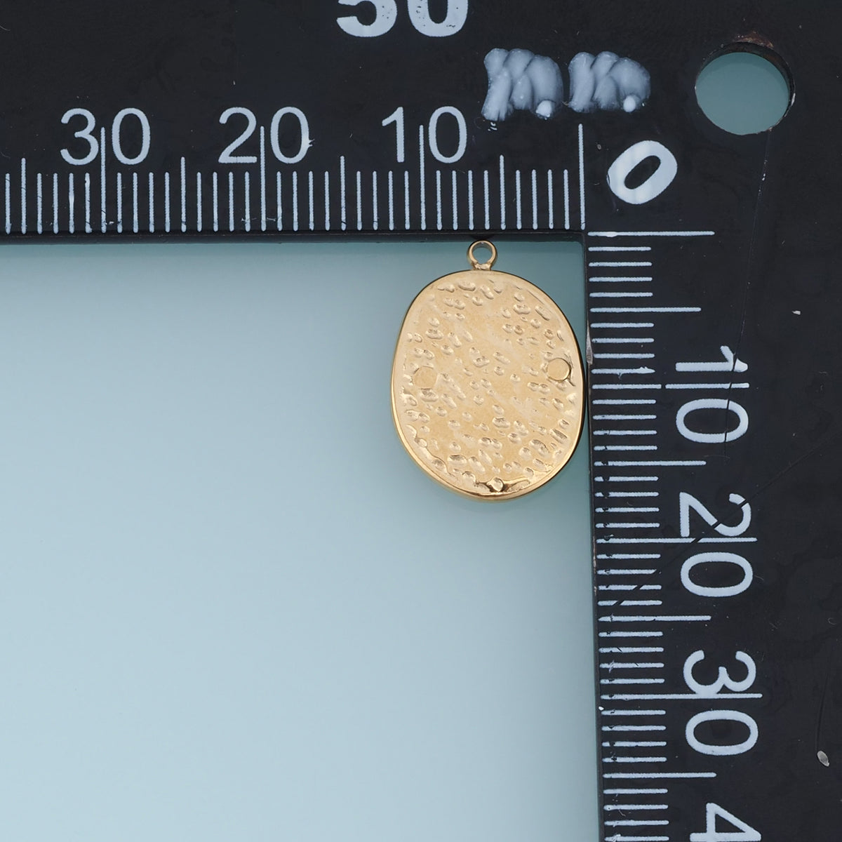 Oval Hammered Metal Pendant,14K Gold Silver Vintage Textured Coin Charm DIY Charm for Necklace Bracelet Making