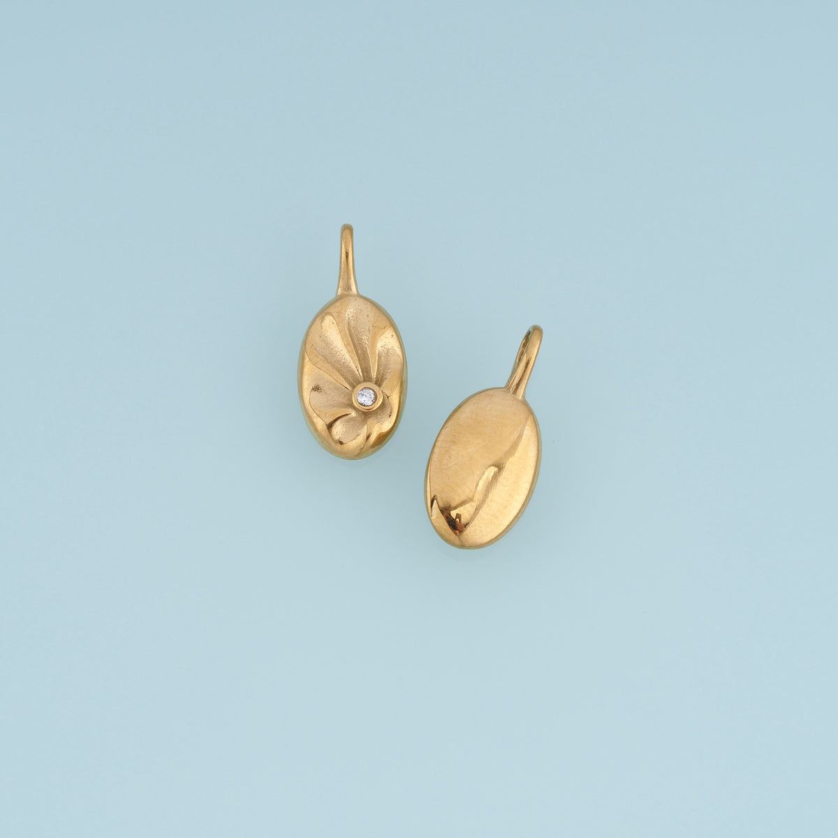 Sculpted Oval Leaf Pendant,14K Gold Silver Curved Leaf Crystal Charm DIY Charm for Necklace Bracelet Making