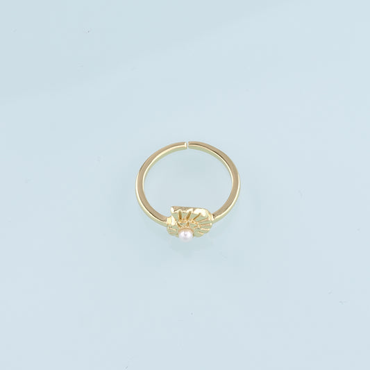 Gold Shell Ring,18K Gold Filled Pearl Conch Ring,Classic Little Shell jewelry