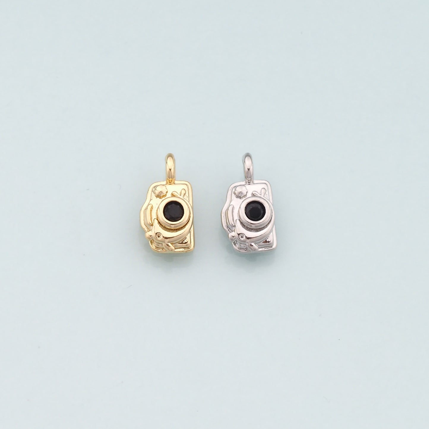 Gold Camera Charms,18K Gold Filled Camera Pendant,Camera Charm Bracelet Necklace for DIY Jewelry Making Supply