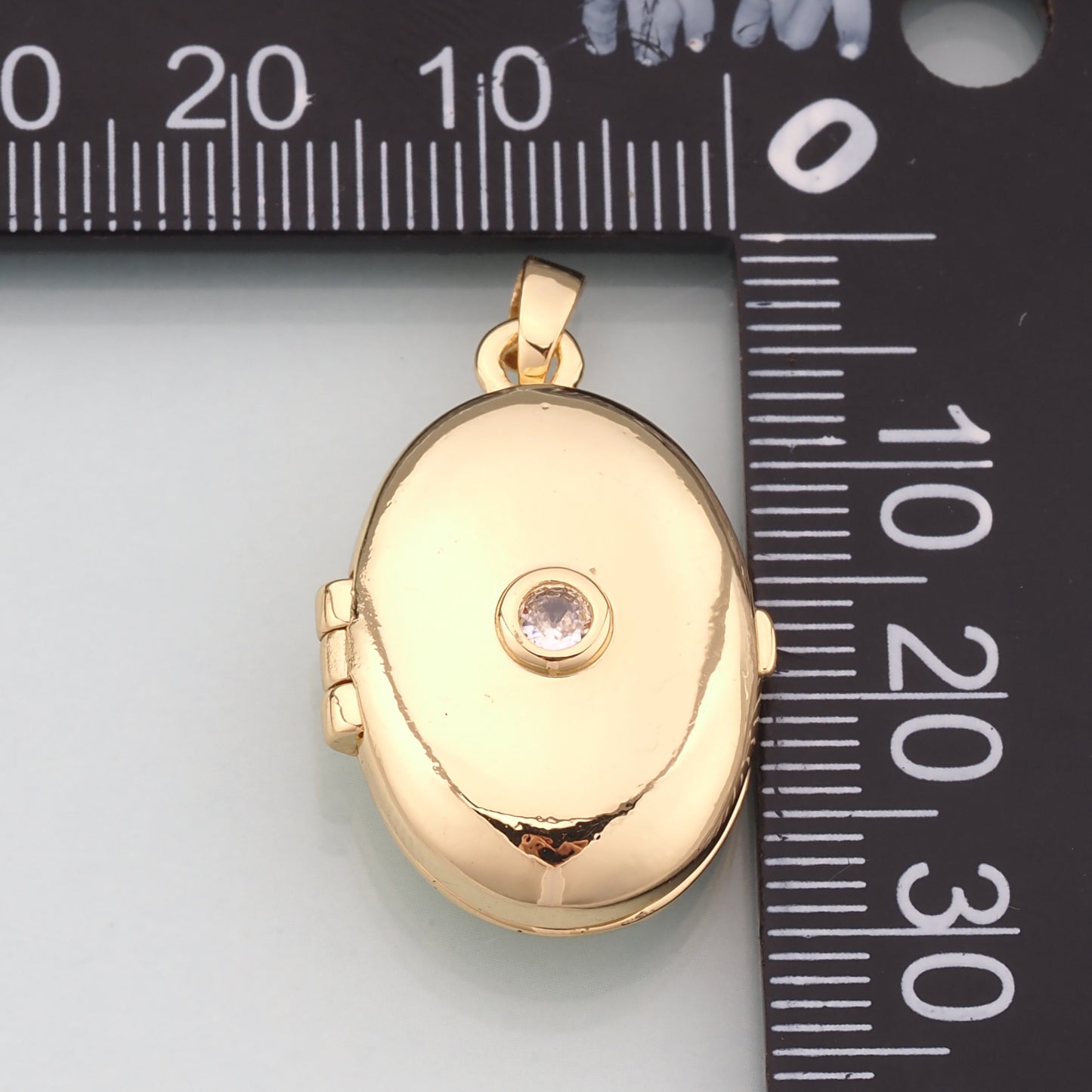 18K Gold Filled Openable Oval Pendant,Dainty Oval Charm Bracelet Necklace for DIY Jewelry Making Supply