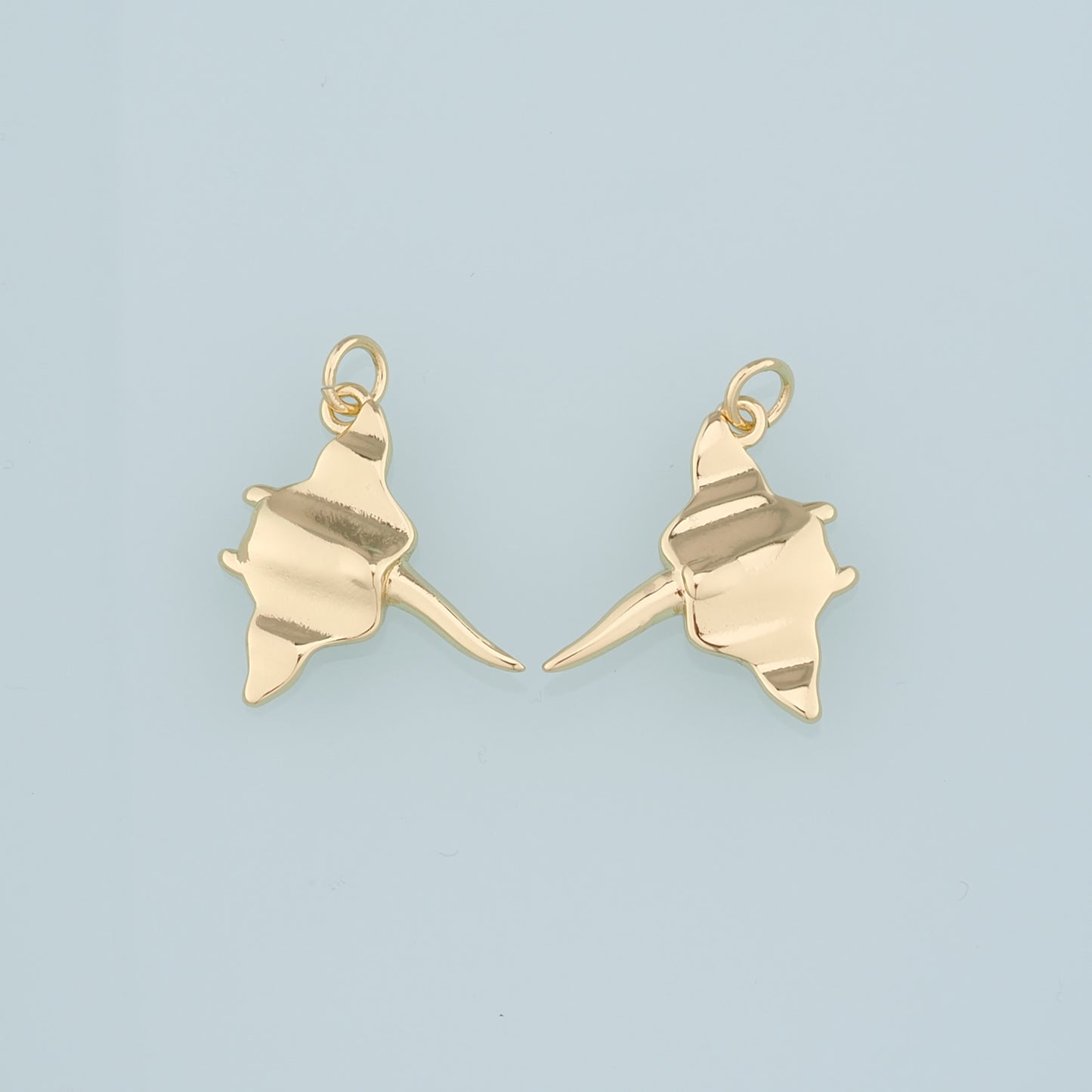 18K Gold Filled Manta Ray Pendant,Dainty Manta Ray Charm Bracelet Necklace for DIY Jewelry Making Supply