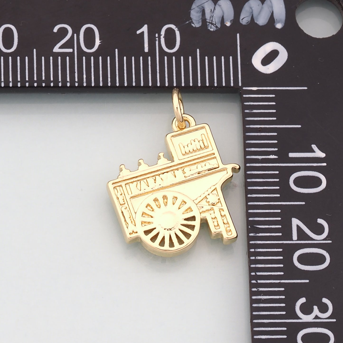 18K Gold Filled Train Pendant,Dainty Train Charm Bracelet Necklace for DIY Jewelry Making Supply