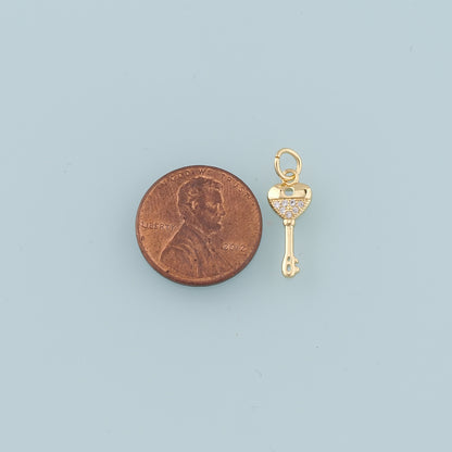 Gold Heart Key Charms,18K Gold Filled Key Pendant,Key Charm Bracelet Necklace for DIY Jewelry Making Supply