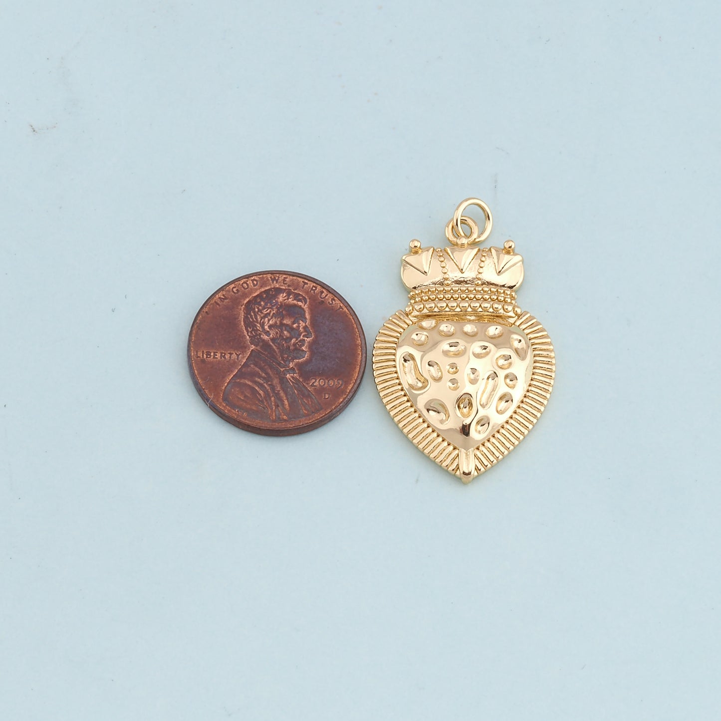 Gold sacred Heart Charms,18K Gold Filled flame sacred heart Pendant,Religious Charm Bracelet Necklace for DIY Jewelry Making Supply