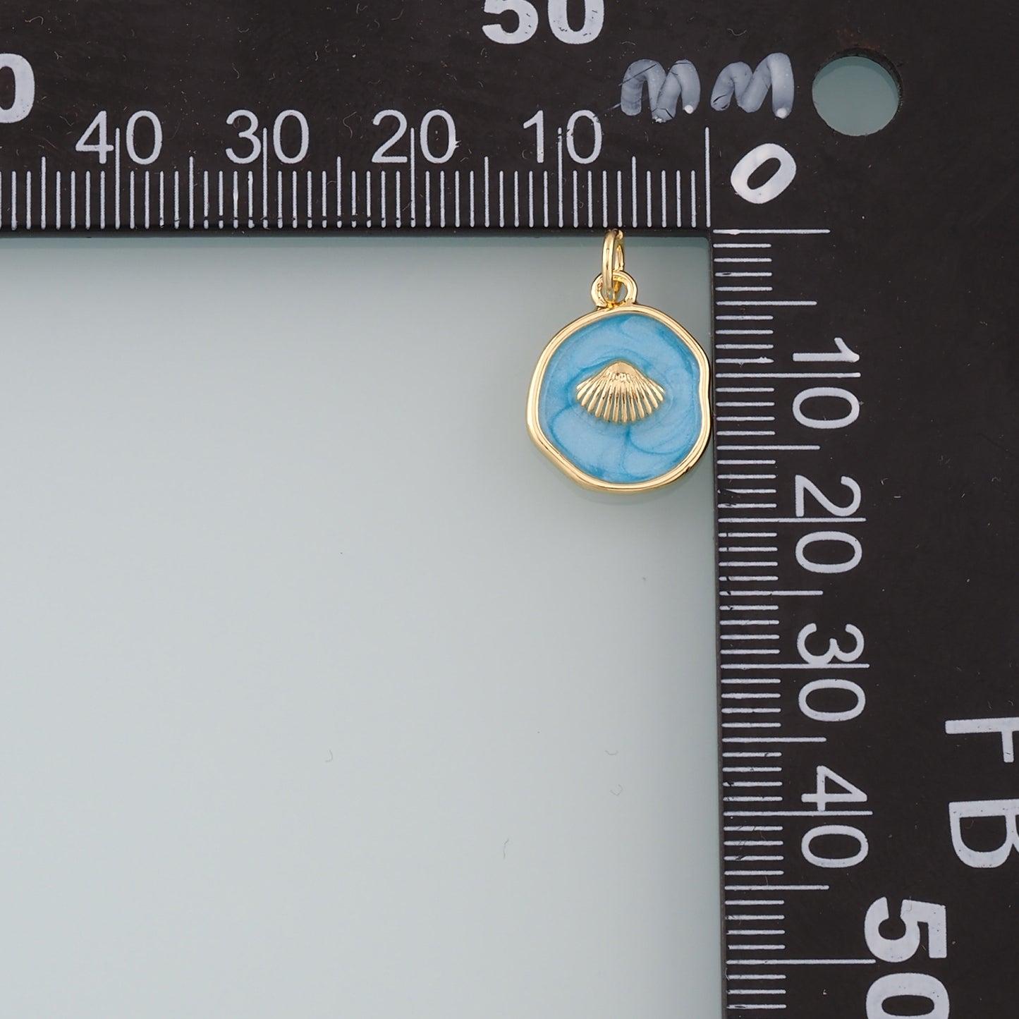 Gold Shell Charms,18K Gold Filled Scallop Pendant,Enamel Conch Shell Charm Bracelet Necklace for DIY Jewelry Making Supply