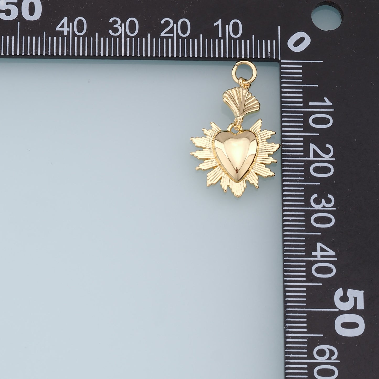 Gold sacred Heart Charms,18K Gold Filled flame sacred heart Pendant,Religious Charm Bracelet Necklace for DIY Jewelry Making Supply