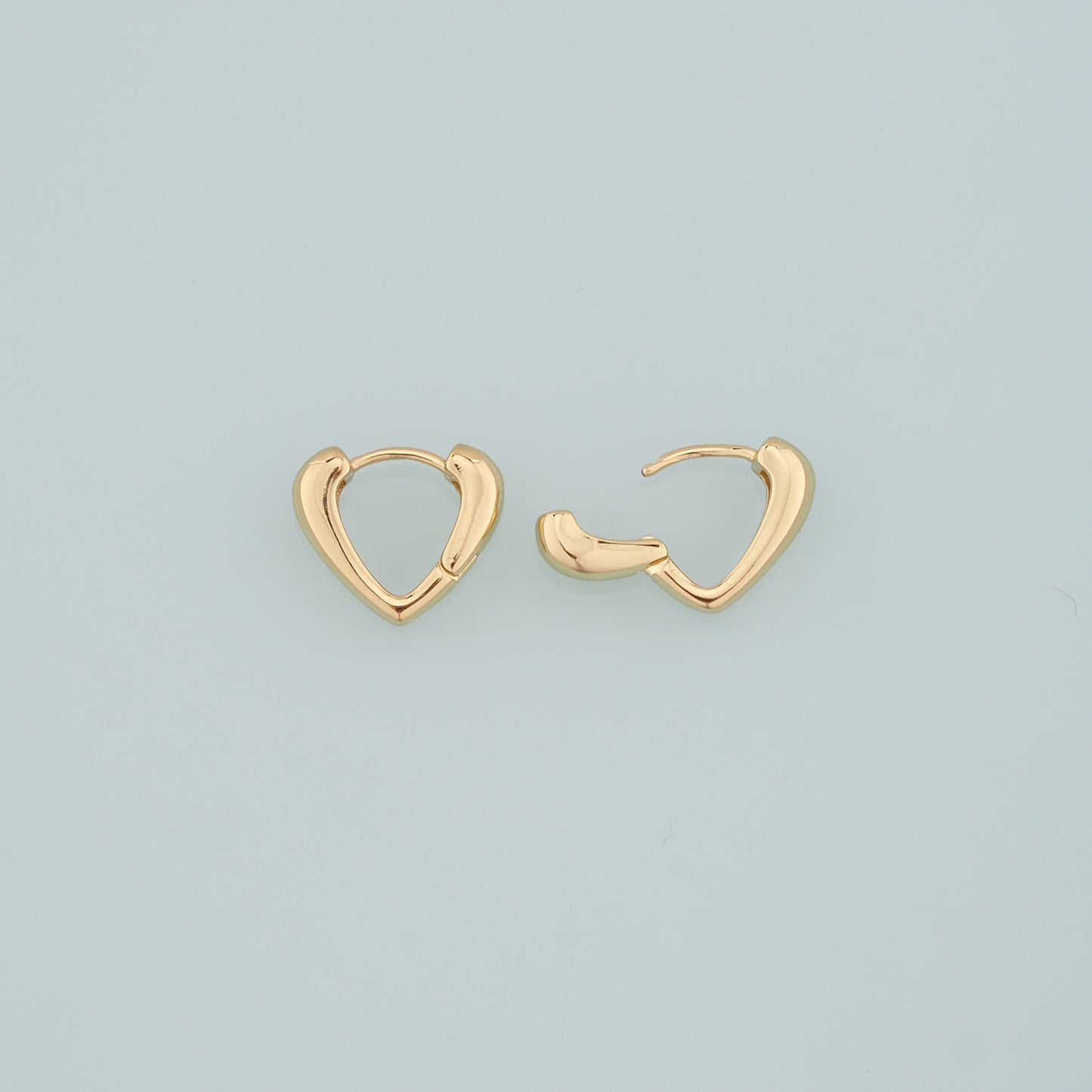 1pair 18K Gold Filled Heart Earrings,Gold Earrings,Dainty Earrings