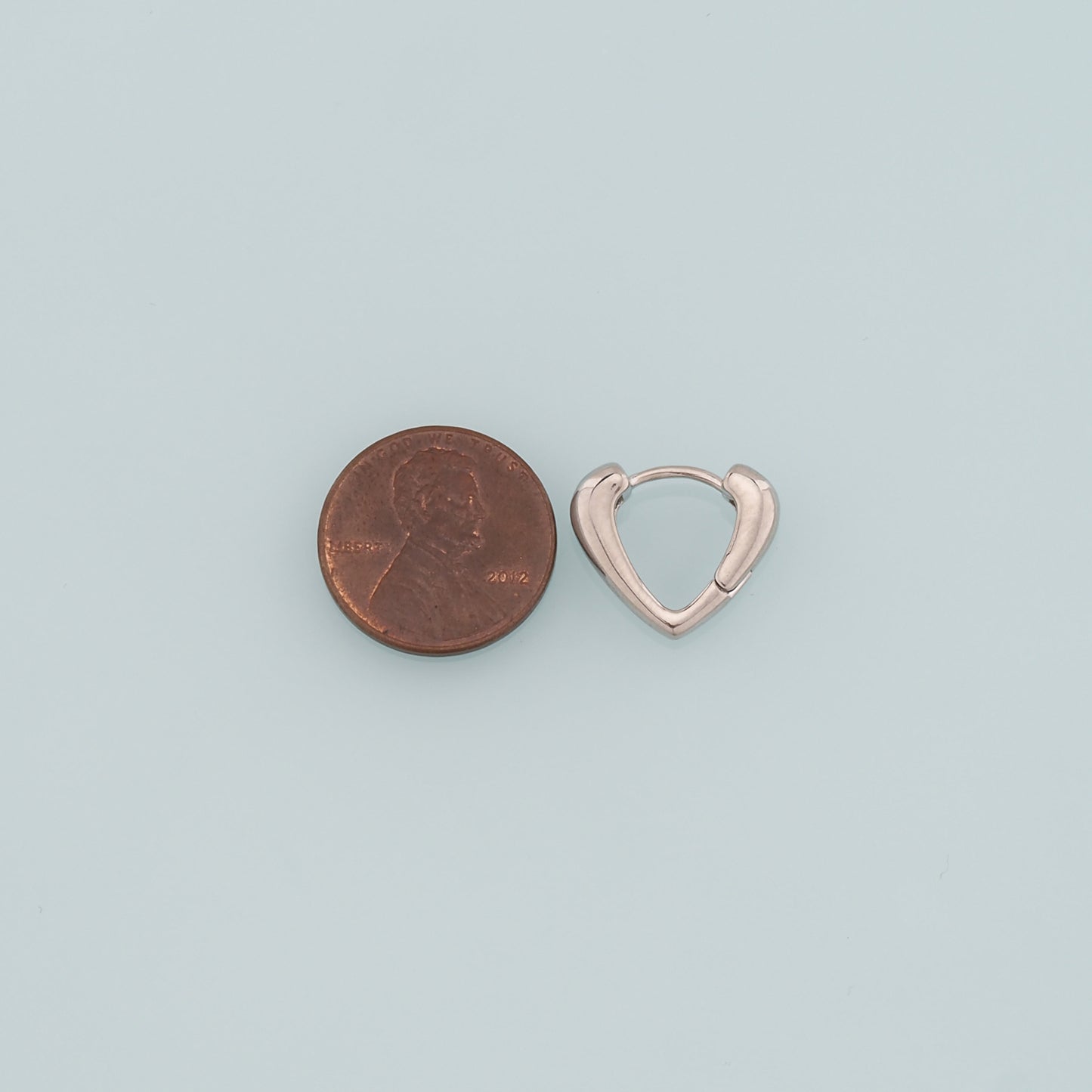 1pair 18K Gold Filled Heart Earrings,Gold Earrings,Dainty Earrings