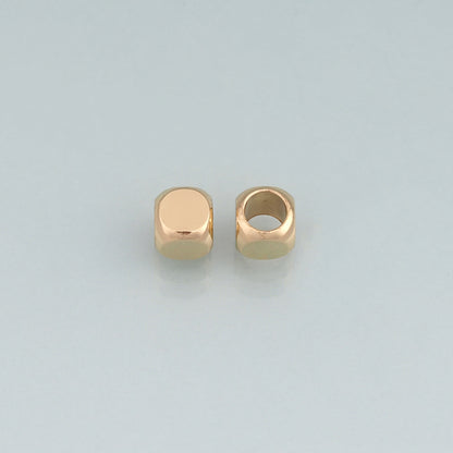 30 Pcs 18K Gold Filled Cube Spacer Beads,Cube Beads Bracelet Necklace for DIY Jewelry Making Supply