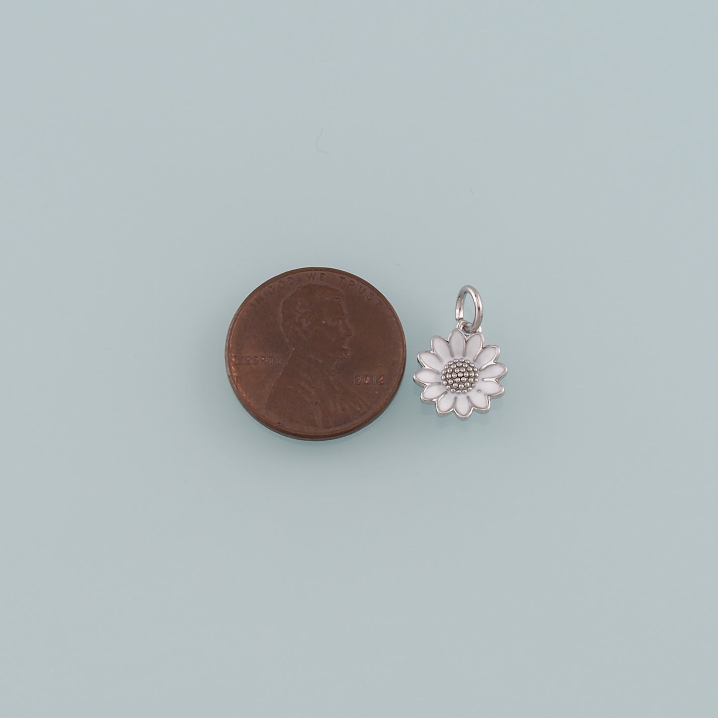 Gold Daisy Charms,18K Gold Filled Daisy Pendant,Enamel Daisy Charm Bracelet Necklace for DIY Jewelry Making Supply