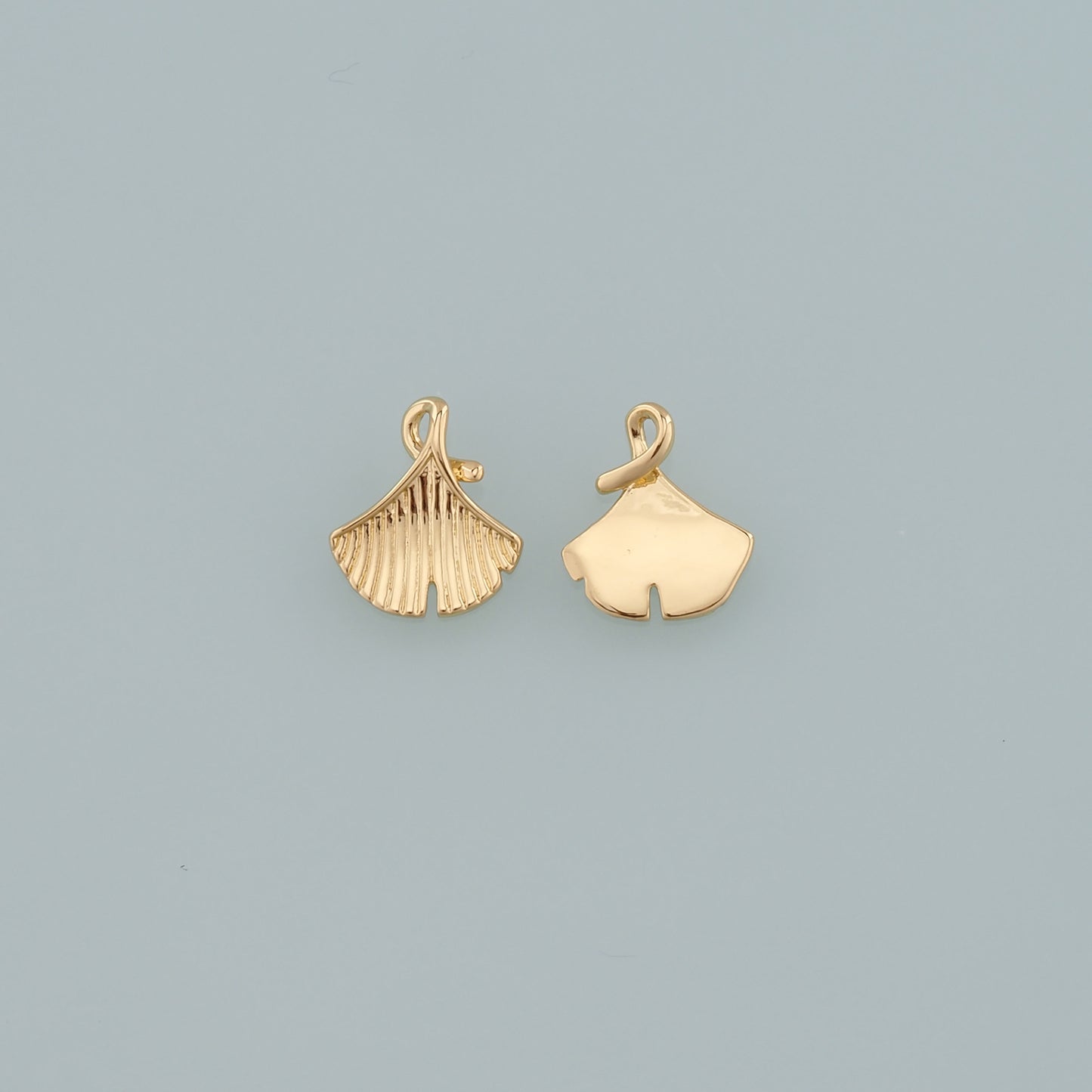 Gold Leaf Charms,18K Gold Filled Ginkgo Leaf Pendant,Leaf Charm Bracelet Necklace for DIY Jewelry Making Supply