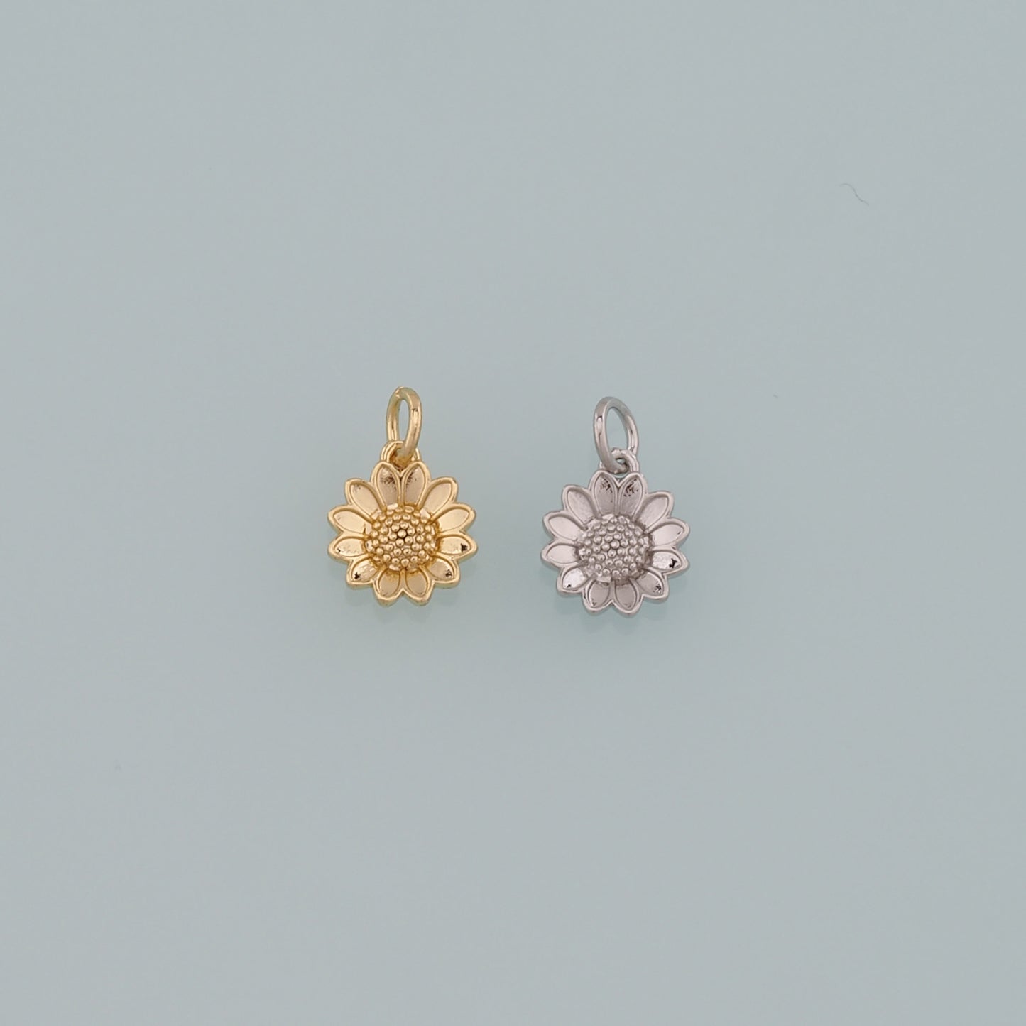 Gold Daisy Charms,18K Gold Filled Daisy Pendant,Sunflower Charm Bracelet Necklace for DIY Jewelry Making Supply