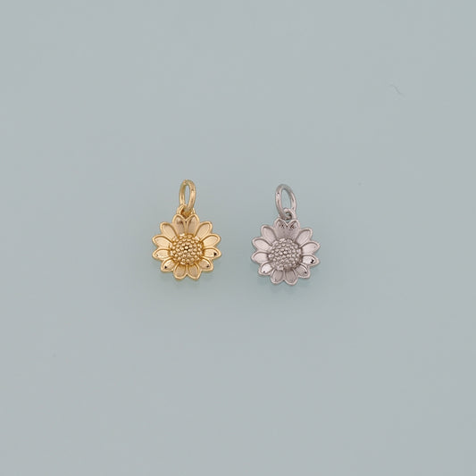 Gold Daisy Charms,18K Gold Filled Daisy Pendant,Sunflower Charm Bracelet Necklace for DIY Jewelry Making Supply