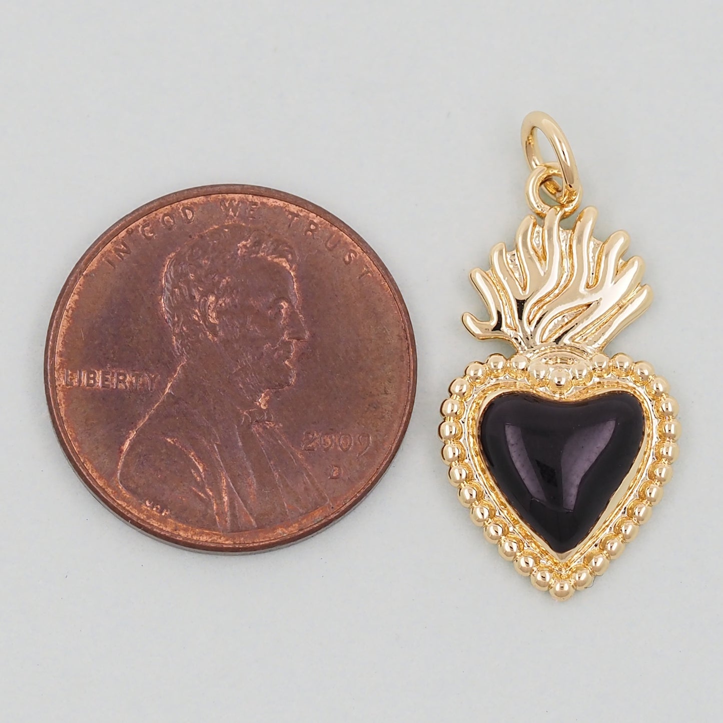 Gold sacred Heart Charms,18K Gold Filled sacred heart Pendant,Religious Charm Bracelet Necklace for DIY Jewelry Making Supply