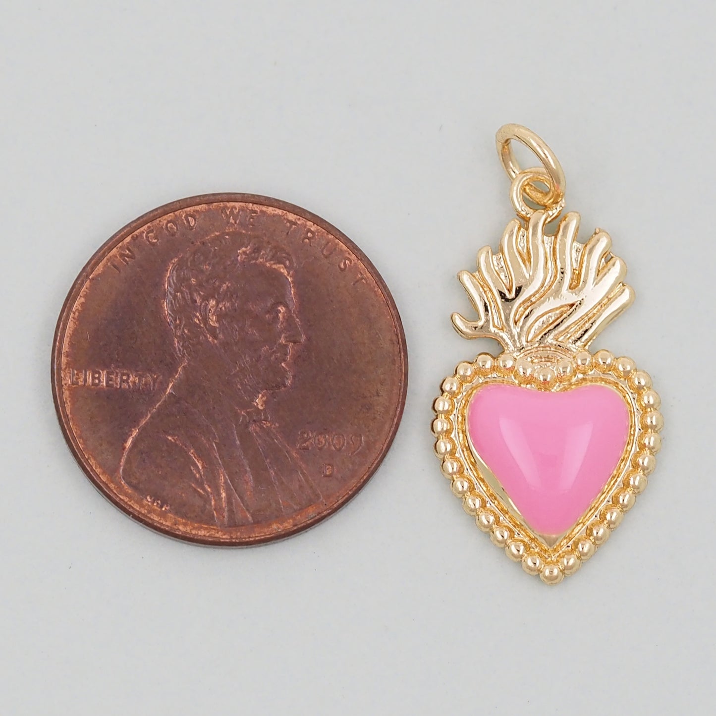 Gold sacred Heart Charms,18K Gold Filled sacred heart Pendant,Religious Charm Bracelet Necklace for DIY Jewelry Making Supply