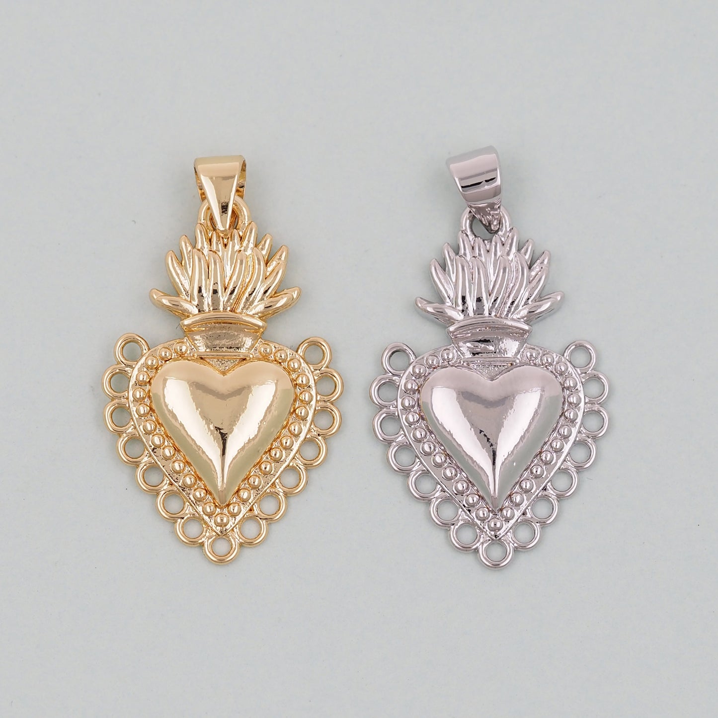 Gold sacred Heart Charms,18K Gold Filled sacred heart Pendant,Religious Charm Bracelet Necklace for DIY Jewelry Making Supply