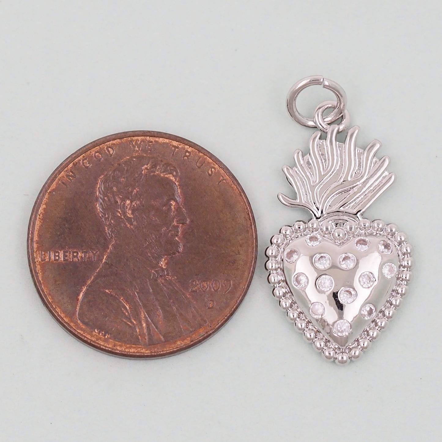 Gold sacred Heart Charms,18K Gold Filled sacred heart Pendant,Religious Charm Bracelet Necklace for DIY Jewelry Making Supply