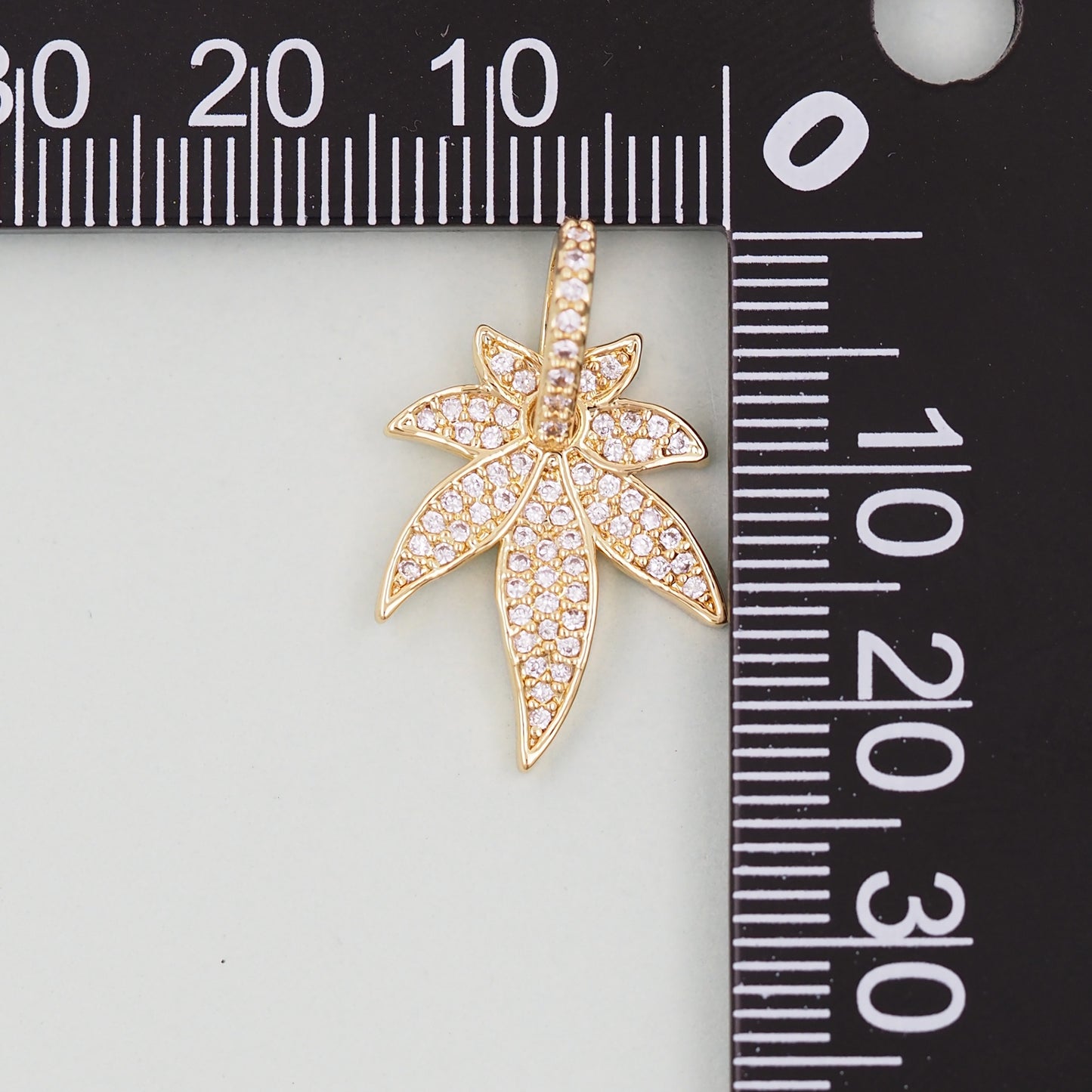 Gold Maple Leaf Charms,18K Gold Filled Maple Leaf Pendant,Maple Leaf Charm Bracelet Necklace for DIY Jewelry Making Supply