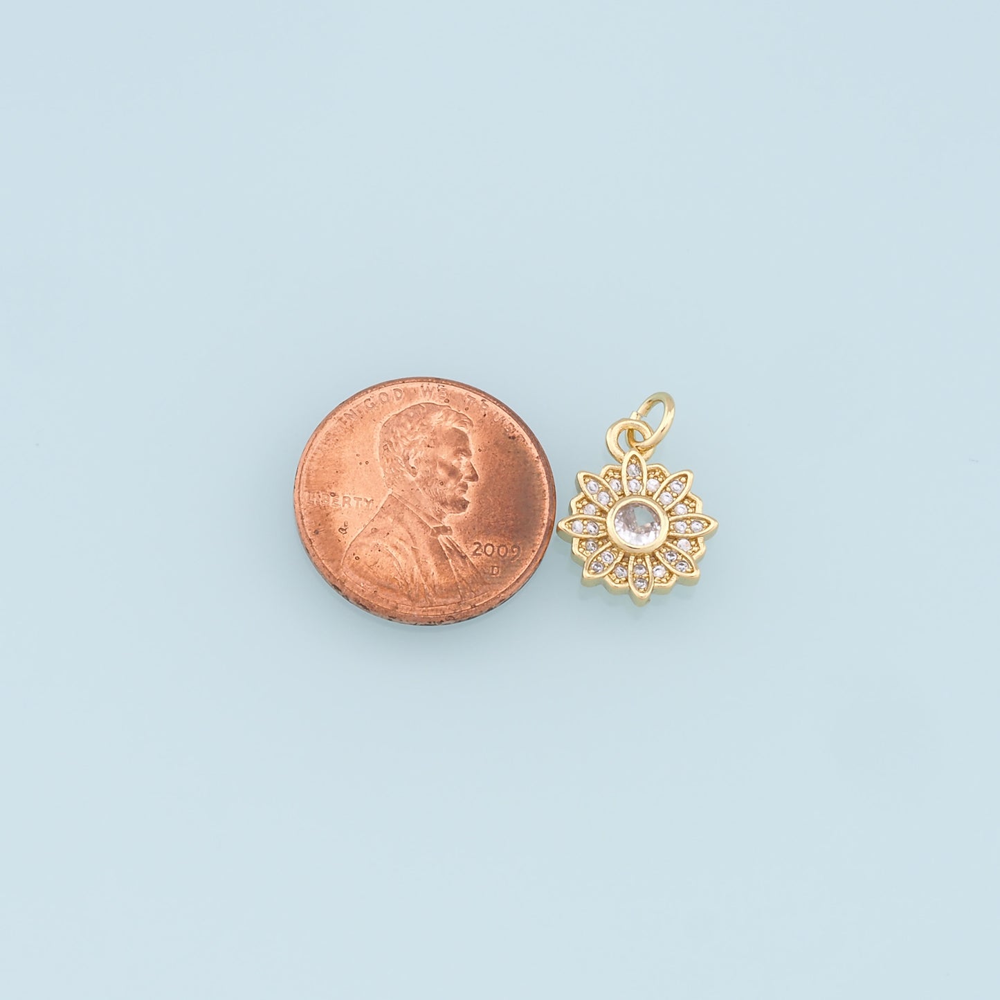 Gold Daisy Charms,18K Gold Filled Daisy Pendant,Daisy Charm Bracelet Necklace for DIY Jewelry Making Supply