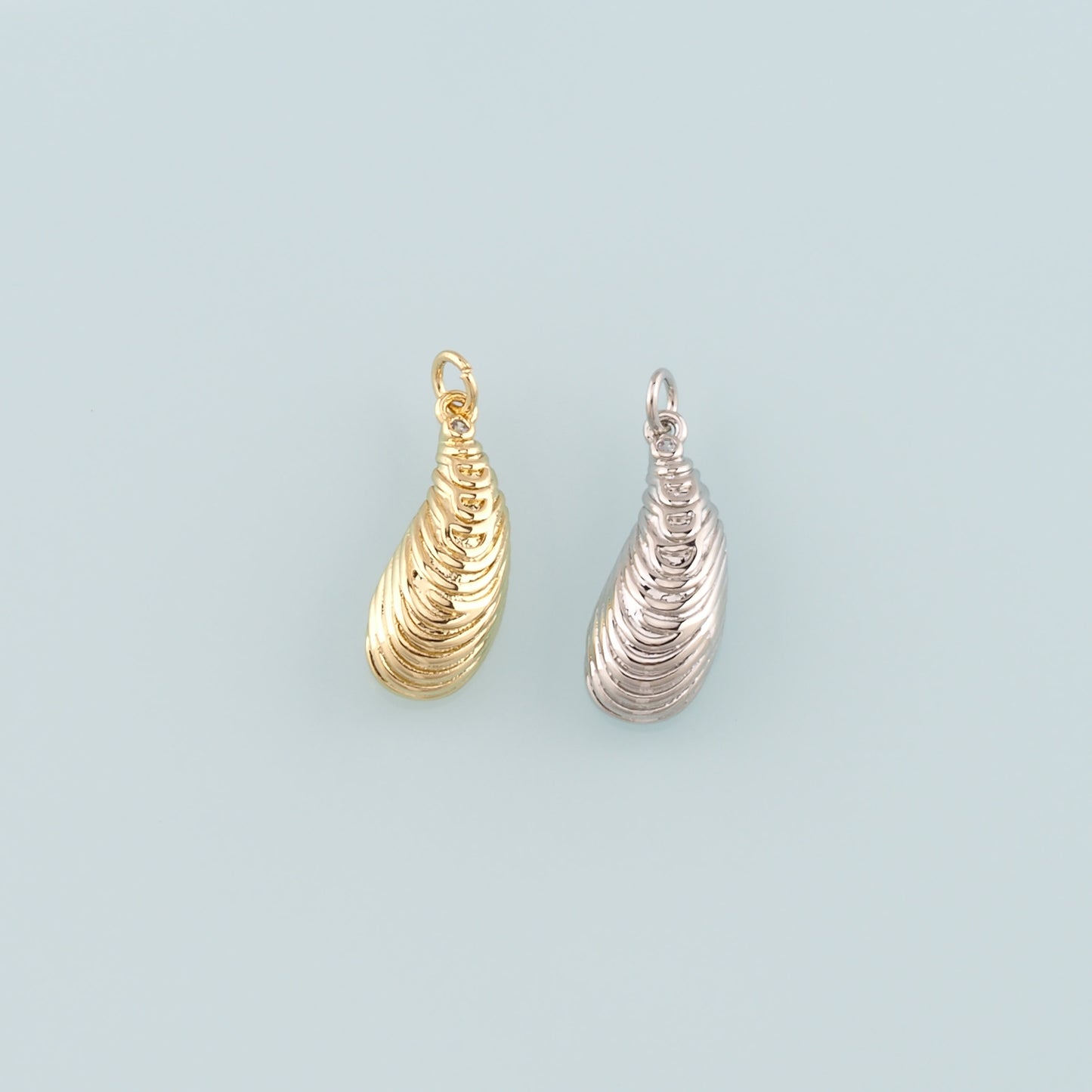 Gold Oyster Charms,18K Gold Filled Conch Pendant,Conch Shell Charm Bracelet Necklace for DIY Jewelry Making Supply