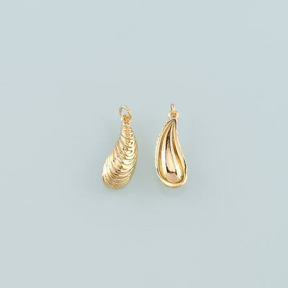 Gold Oyster Charms,18K Gold Filled Conch Pendant,Conch Shell Charm Bracelet Necklace for DIY Jewelry Making Supply