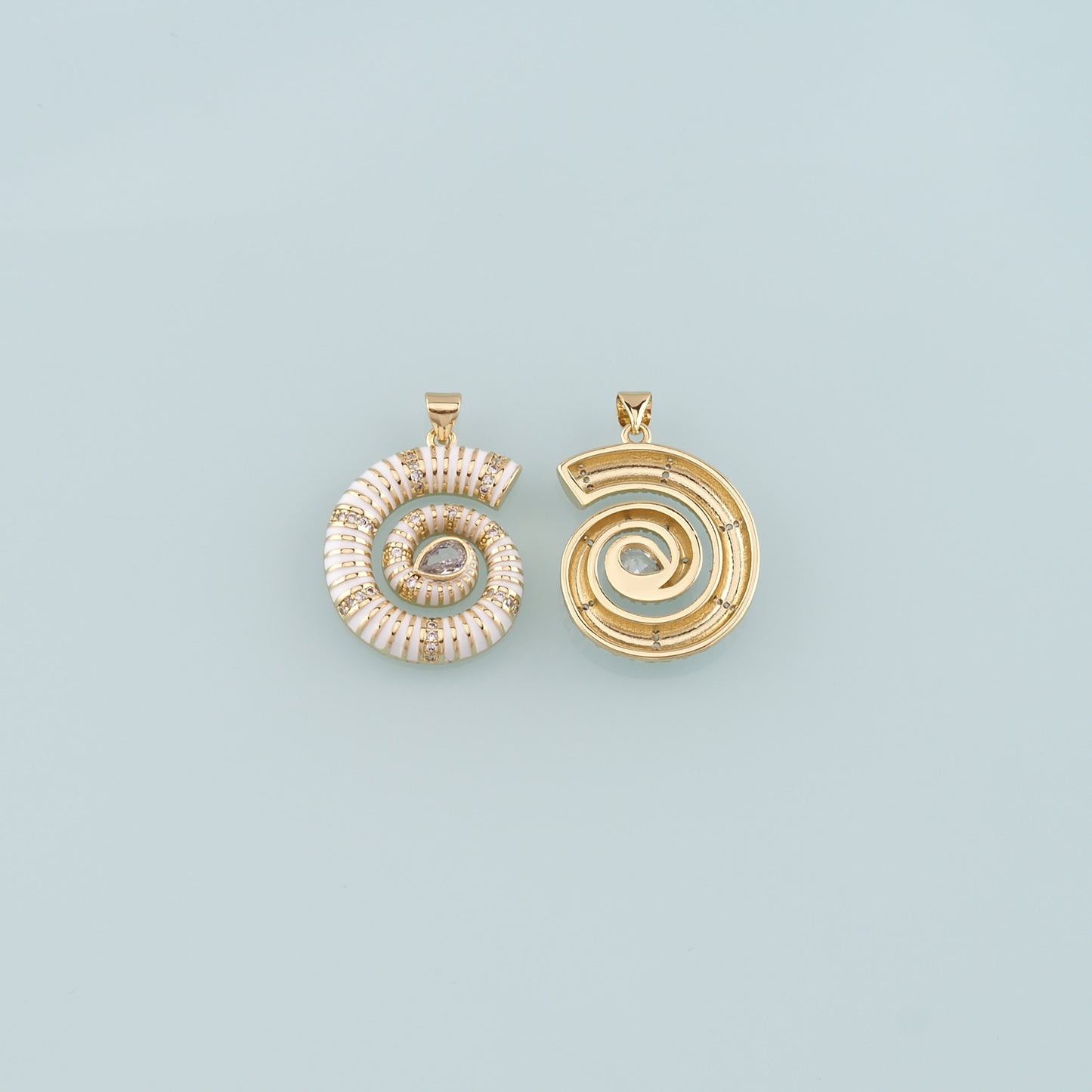 Gold Shell Charms,18K Gold Filled Conch Pendant,Enamel Conch Shell Charm Bracelet Necklace for DIY Jewelry Making Supply