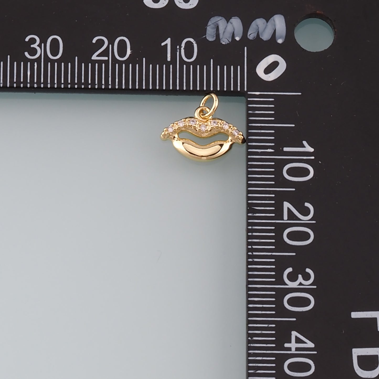 Gold Lips Charms,18K Gold Filled Lips Pendant,CZ Micro Pave Lips Charms Bracelet Necklace for DIY Jewelry Making Supply