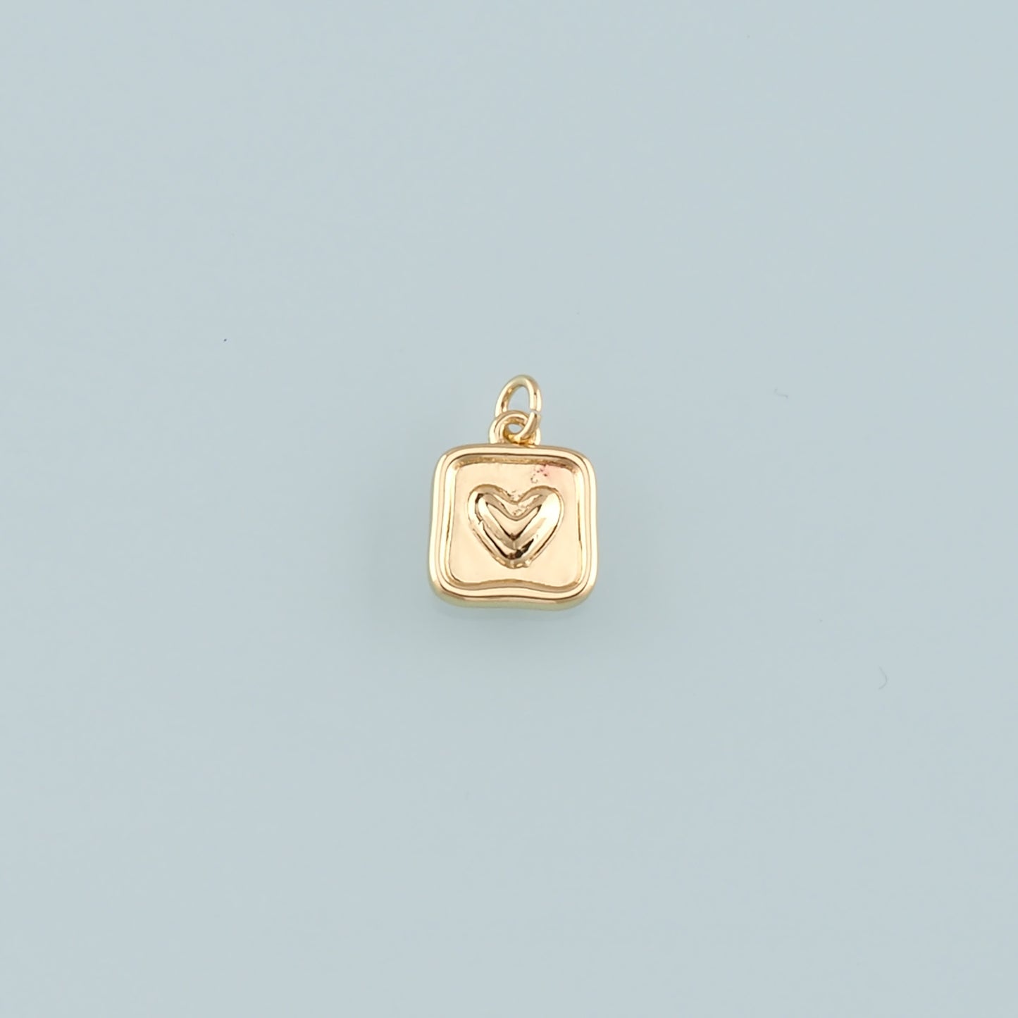 Gold Heart Charms,18K Gold Filled Heart Pendant,Dainty Heart Charm Bracelet Necklace for DIY Jewelry Making Supply