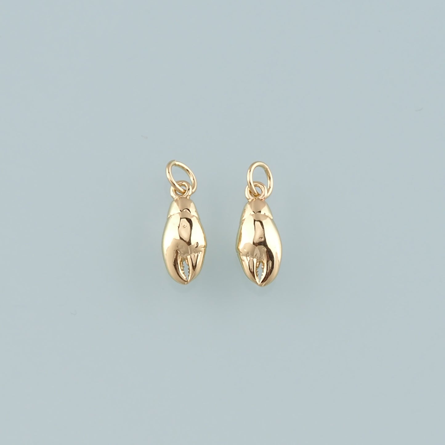 Gold Crab Claws Charms,18K Gold Filled Crab Pendant,Beach Crab Charms Bracelet Necklace for DIY Jewelry Making Supply