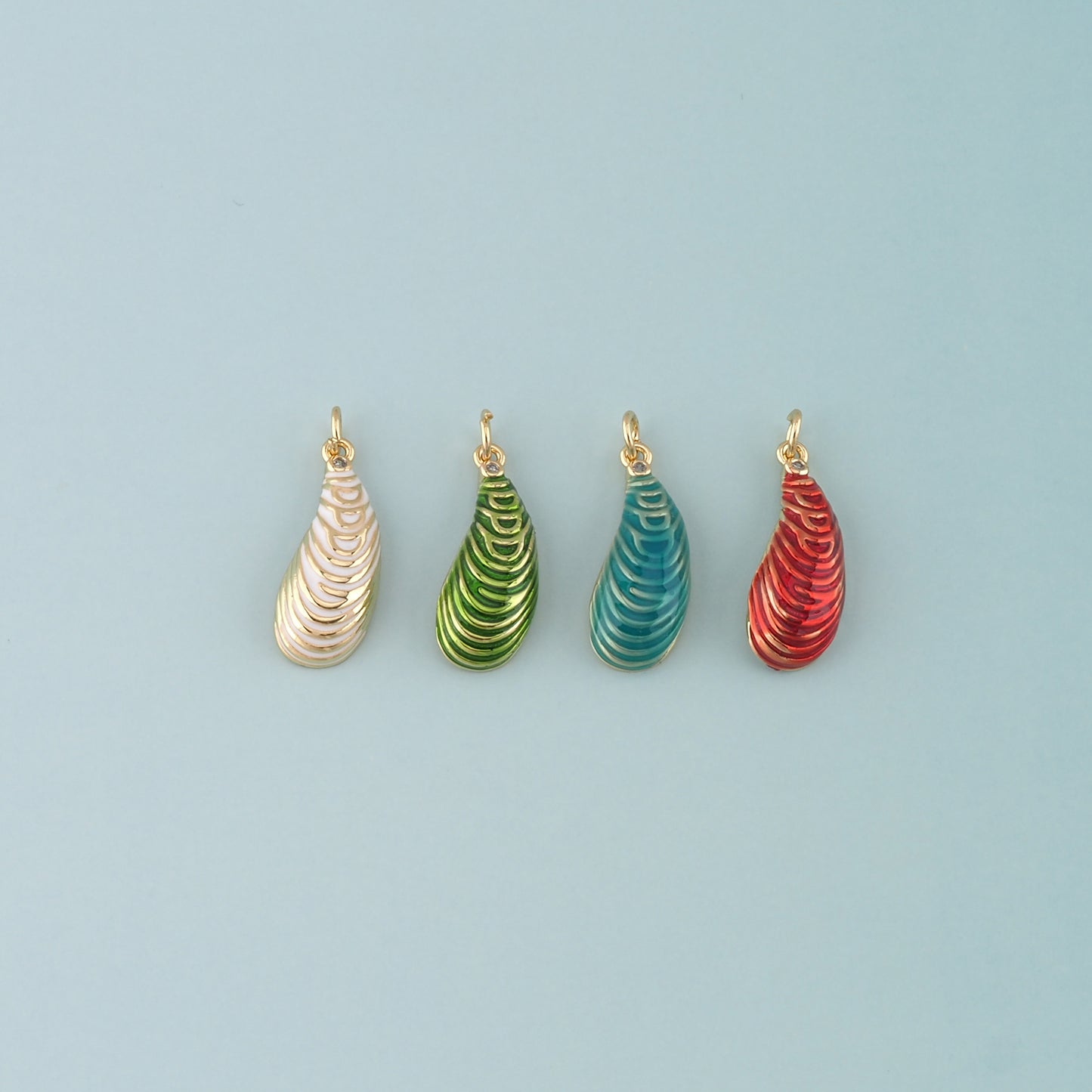 Gold Oyster Charms,18K Gold Filled Conch Pendant,Enamel Conch Shell Charm Bracelet Necklace for DIY Jewelry Making Supply