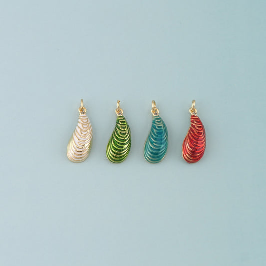 Gold Oyster Charms,18K Gold Filled Conch Pendant,Enamel Conch Shell Charm Bracelet Necklace for DIY Jewelry Making Supply