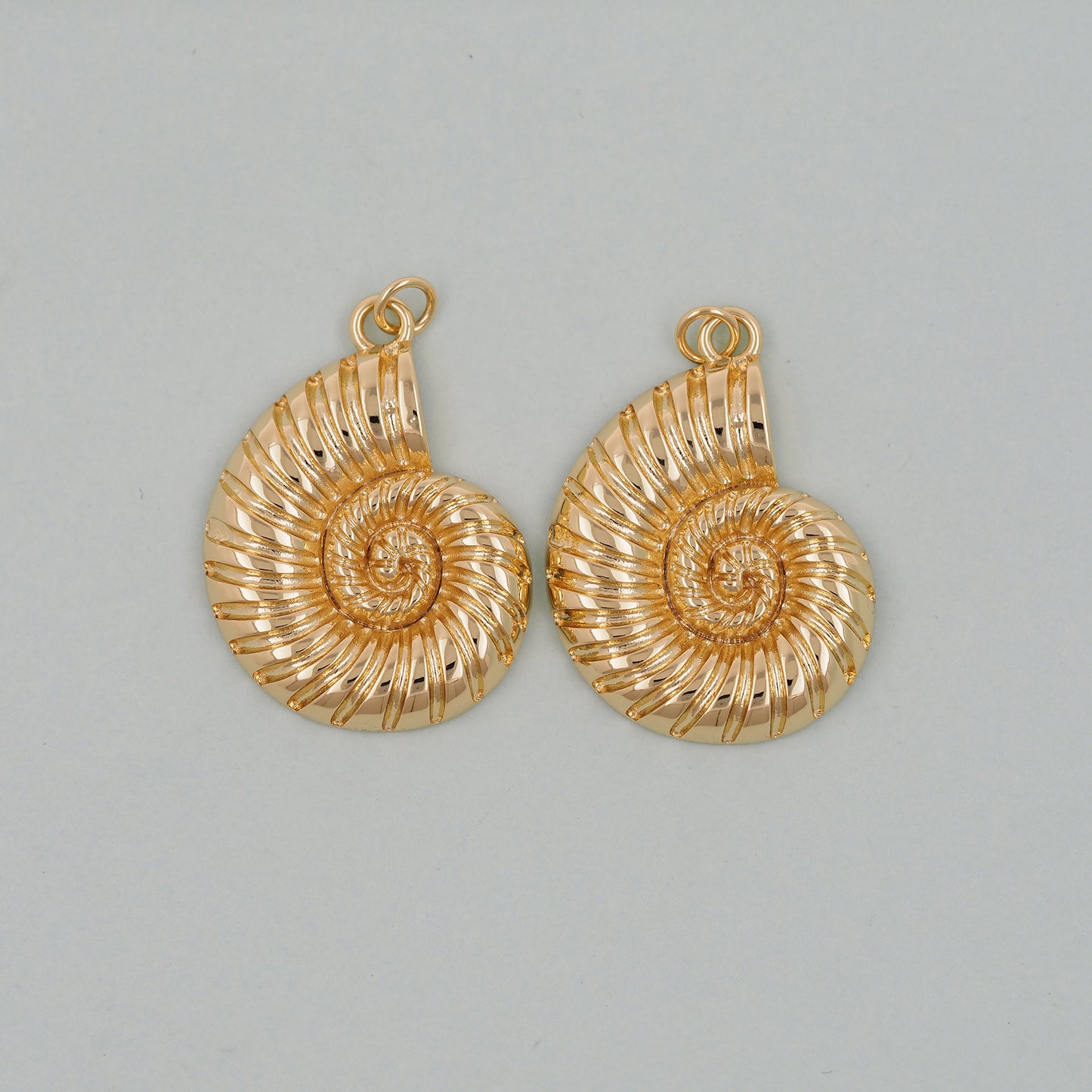 Gold Shell Charms,18K Gold Filled Conch Shell Pendant,Conch Shell Charm Bracelet Necklace for DIY Jewelry Making Supply