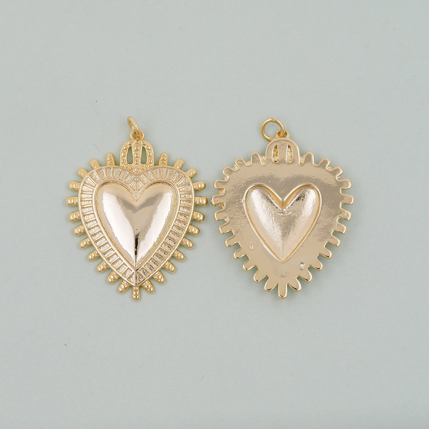 Gold sacred Heart Charms,18K Gold Filled flame sacred heart Pendant,Religious Charm Bracelet Necklace for DIY Jewelry Making Supply