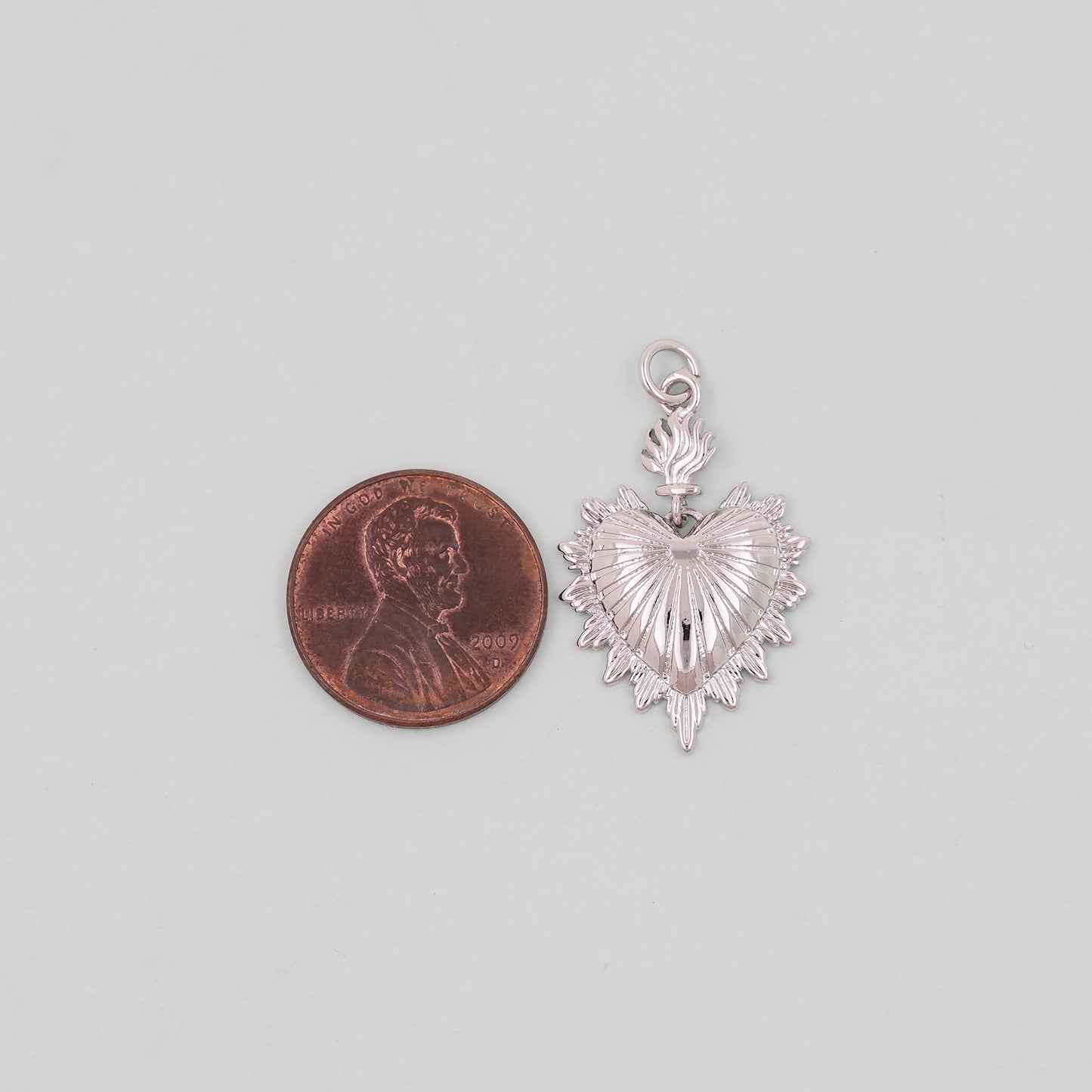 Gold sacred Heart Charms,18K Gold Filled flame sacred heart Pendant,Religious Charm Bracelet Necklace for DIY Jewelry Making Supply