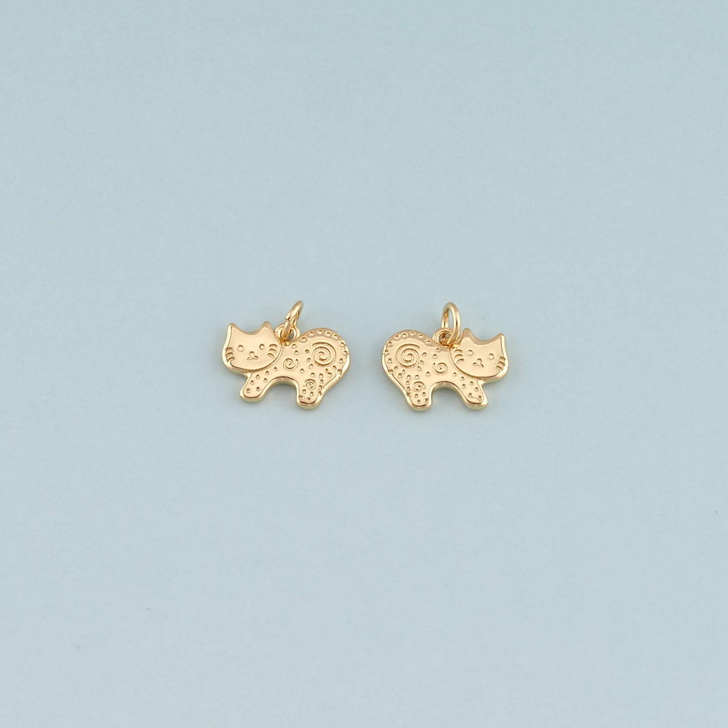 Gold Cat Charms,18K Gold Filled Cat Pendant,Cute Cat Charm Bracelet Necklace for DIY Jewelry Making Supply