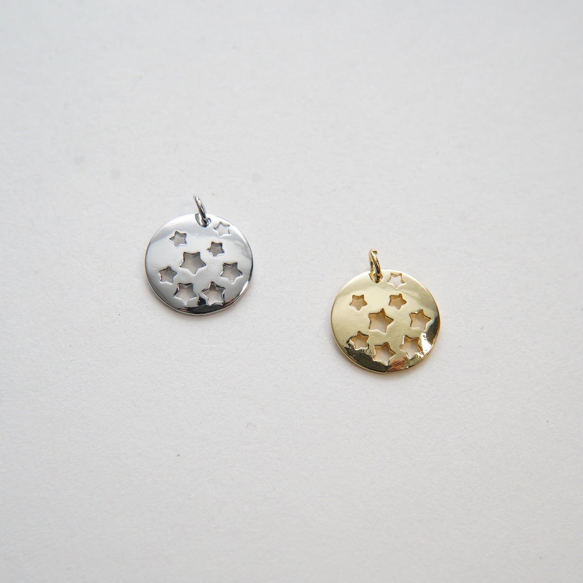 Gold Star Charms,18K Gold Filled Round Star Pendant,Silver Star Charm Bracelet Necklace for DIY Jewelry Making Supply