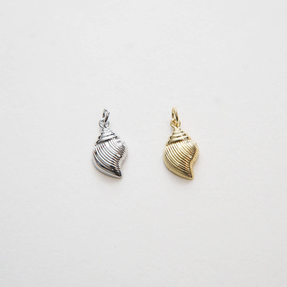 Gold Conch Charms,18K Gold Filled Conch Shell Pendant,Silver Conch Shell Charm Bracelet Necklace for DIY Jewelry Making Suppl