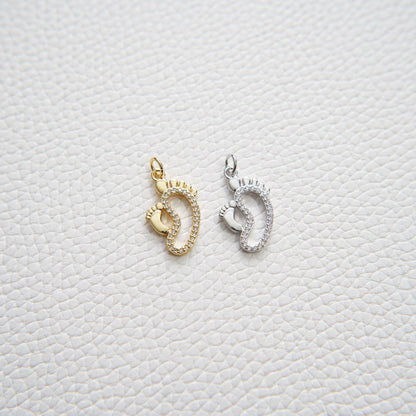 18K Gold Filled Hand Charm Pendant for Jewelry Making