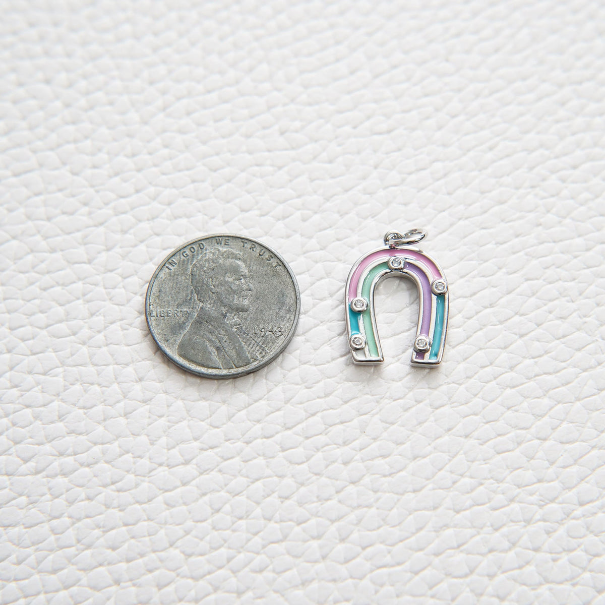 18K Gold Filled Enamel Horseshoe Charm Pendant for Jewelry Making