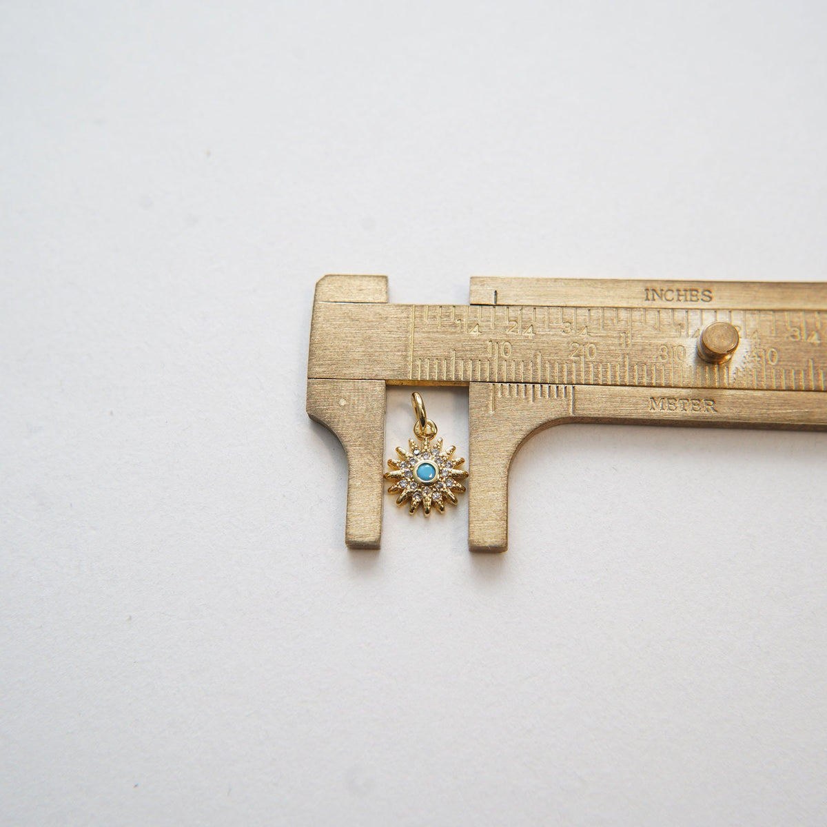 18K Gold Filled Starburst Charm Pendant for Jewelry Making