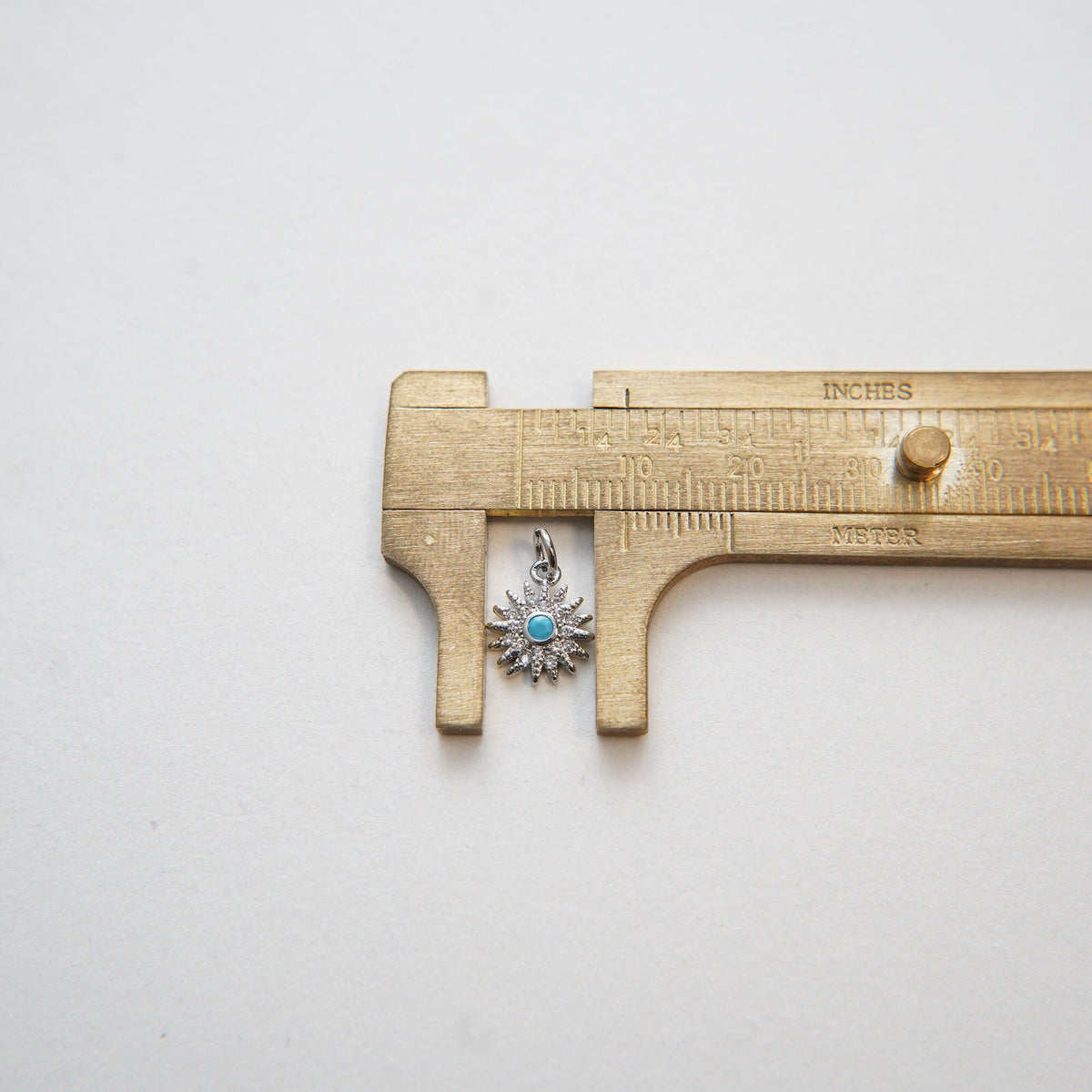 18K Gold Filled Starburst Charm Pendant for Jewelry Making